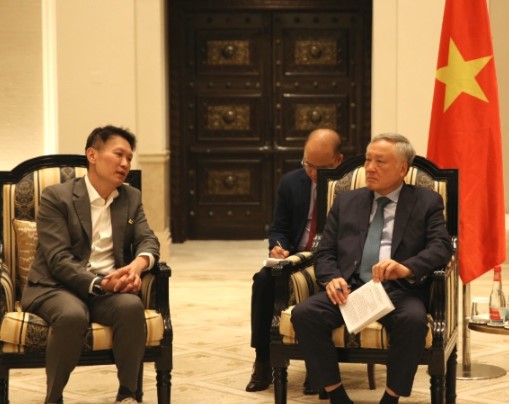 Cuộc gặp với Binance